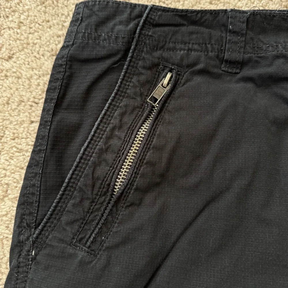 ALFANI Men's size 35 Long black Shorts 16